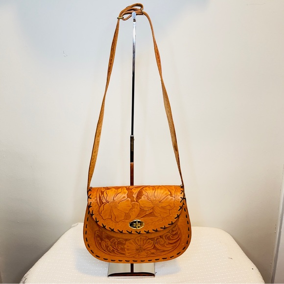 COPY - Vintage Hand Tooled Leather shoulder hand bag 1970's - Picture 3 of 14